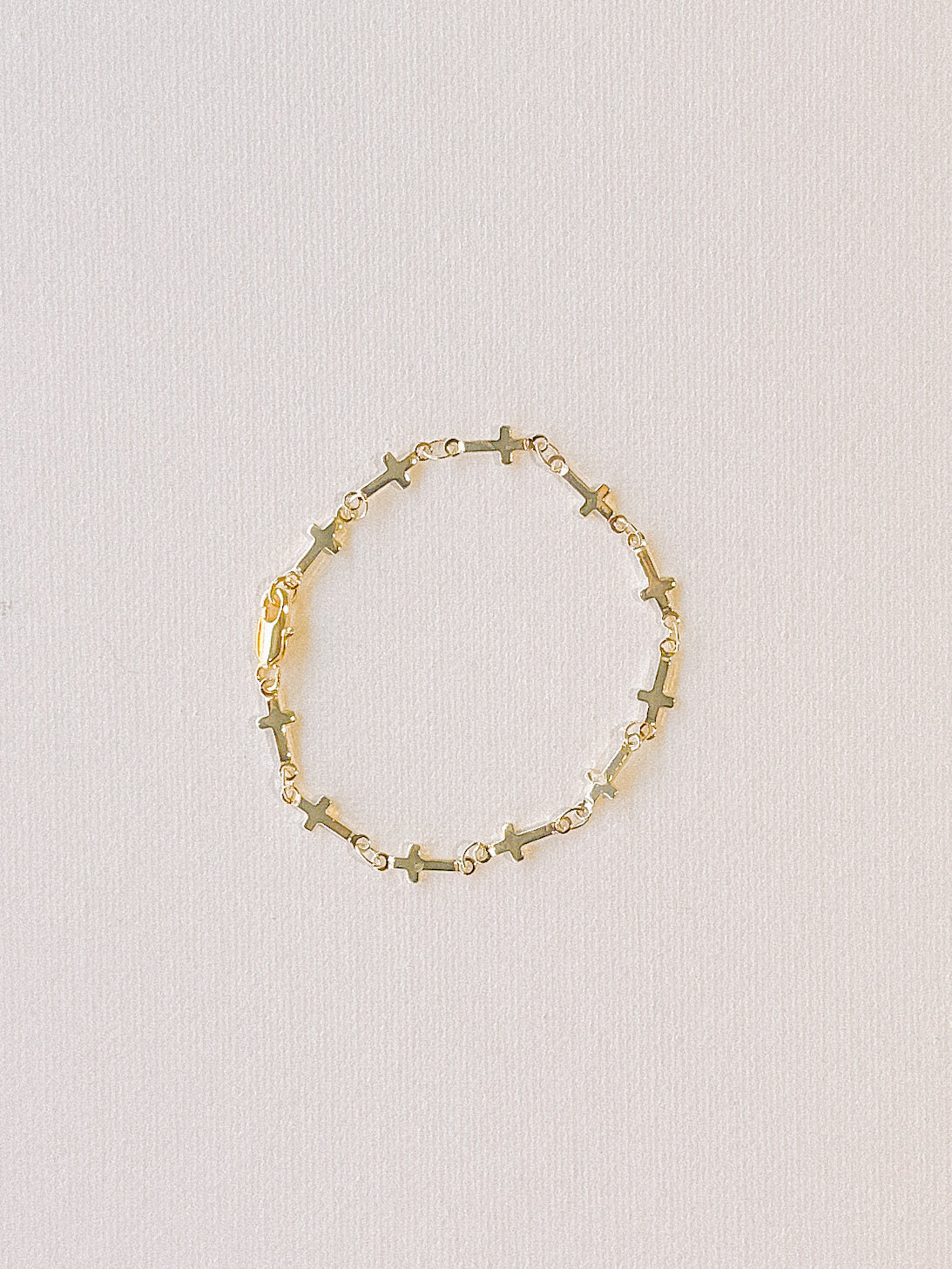 Cross Link Bracelet